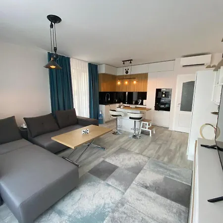 Luxurious And Panoramic At The In La Complex Daire Altın Kumlar