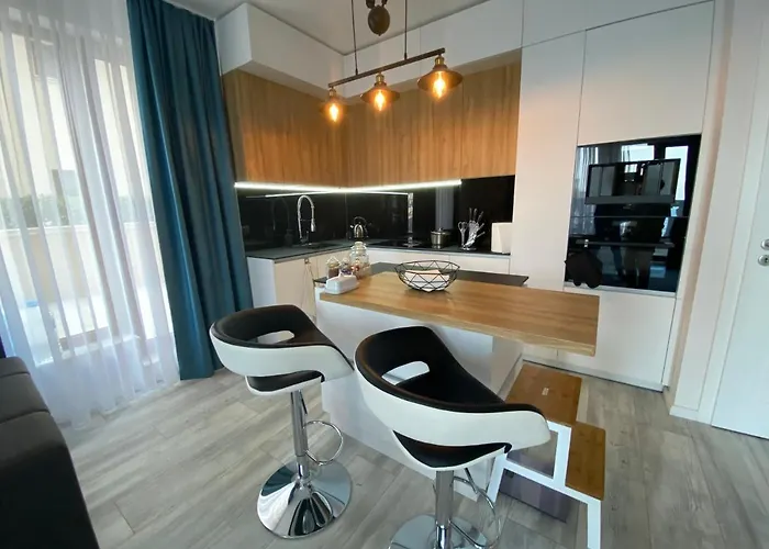 Luxurious And Panoramic At The In La Complex *