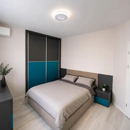 Апартаменты Luxurious And Panoramic At The In La Complex