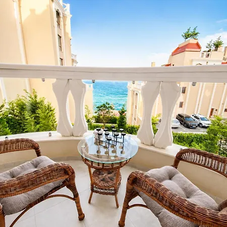Апартаменты Luxurious And Panoramic At The In La Complex *