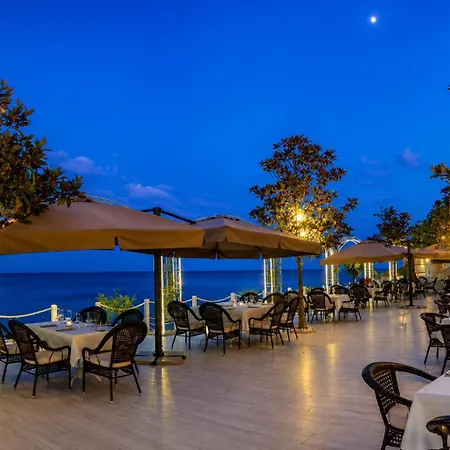 Апартаменты Luxurious And Panoramic At The In La Complex Золотые Пески