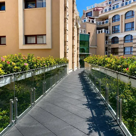 Luxurious And Panoramic At The In La Complex Золотые Пески
