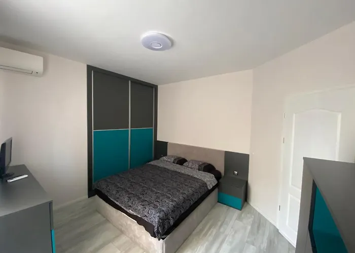 Luxurious And Panoramic At The In La Complex *