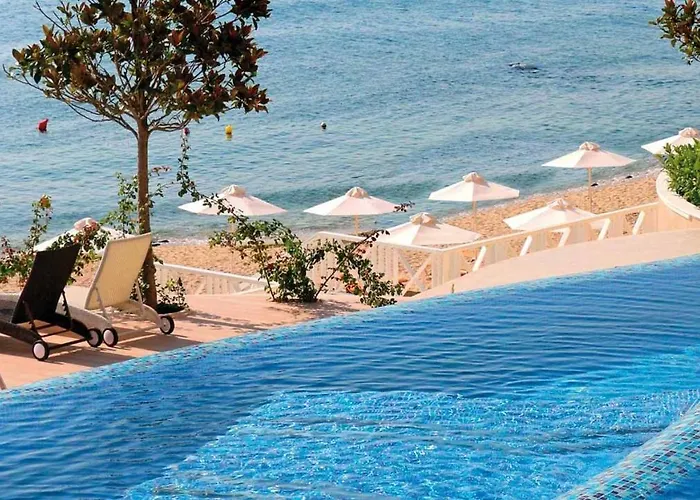 Luxurious And Panoramic At The In La Complex *