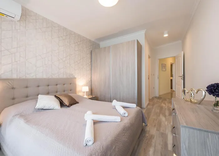 Luxurious And Panoramic At The In La Complex Appartement *