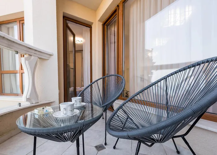 Luxurious And Panoramic At The In La Complex Appartement Sables d'or